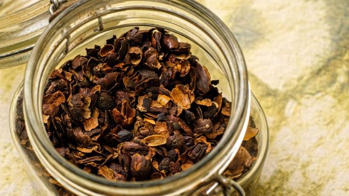 چه زمانی از دمنوش گیلاس خشک استفاده کنیم؟