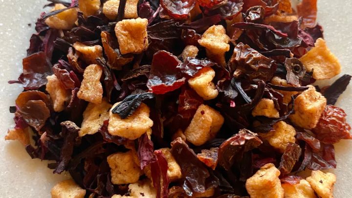 شیرین کردن دمنوش گیلاس خشک