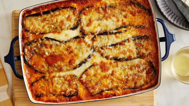 مراحل تهیه لازانیای بادمجان مراحل تهیه لازانیای بادمجان