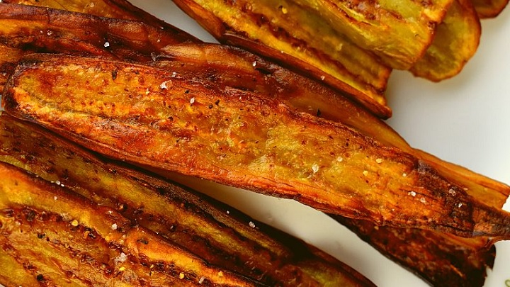 بهترین روش سرخ کردن بادمجان با کمترین روغن