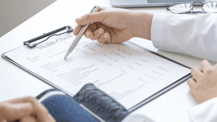 چکاپ ضروری سالانه برای سلامت زنان: بررسی ویتامینها و کمخونی  چکاپ ضروری سالانه برای سلامت زنان: بررسی ویتامینها و کمخونی