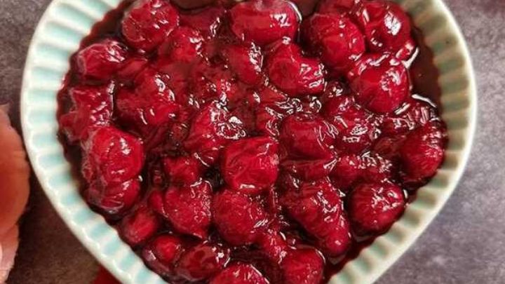 طرز تهیه ترشک گیلاس خوشمزه و خانگی
