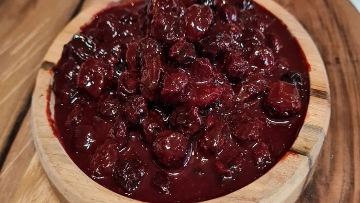 تهیه شربت برای ترشک گیلاس