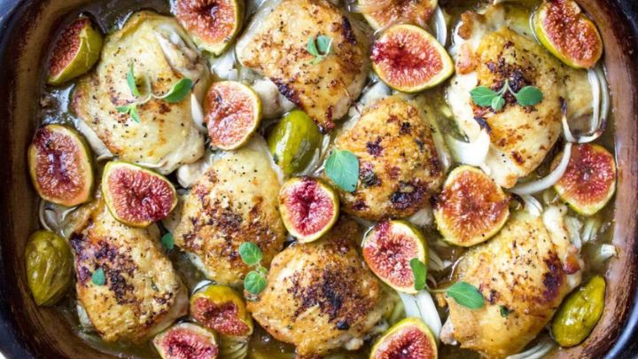 مراحل تهیه خورش مرغ و انجیر