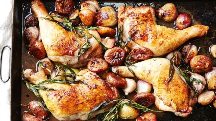 نکات و فوت و فنهای تهیه خورش مرغ و انجیر نکات و فوت و فنهای تهیه خورش مرغ و انجیر