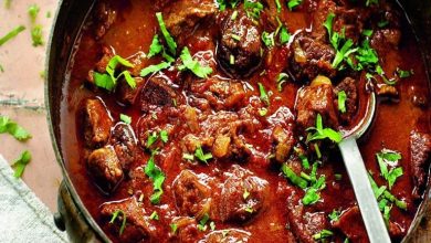 طرز تهیه خورش آلو ترش سمنانی؛ نذری برای 100 نفر