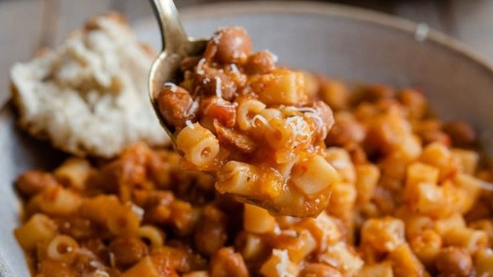 رسپی خوراک لوبیا چیتی به روش خانگی با پاستا
