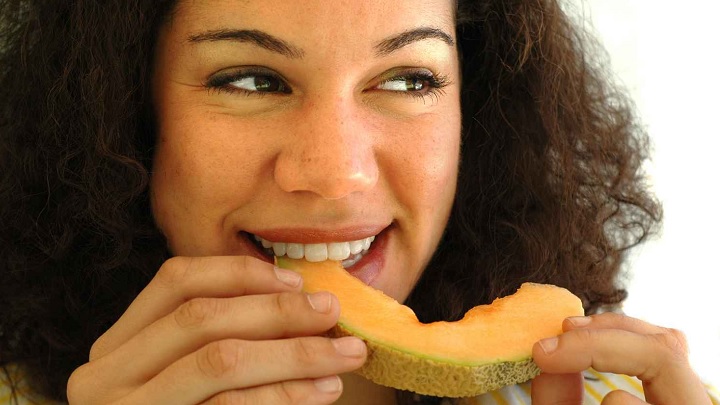 جلوگیری از غلظت خون از خواص خربزه در بارداری جلوگیری از غلظت خون از خواص خربزه در بارداری