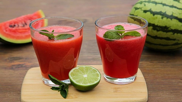 مراحل تهیه اسموتی لیمو و هندوانه