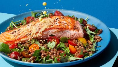 خوراک ماهی سالمون با عدس؛ یک غذای سالم برای شام