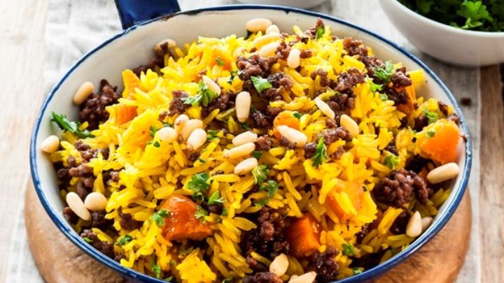 مراحل تهیه لوبیا پلو اسپانیایی مراحل تهیه لوبیا پلو اسپانیایی