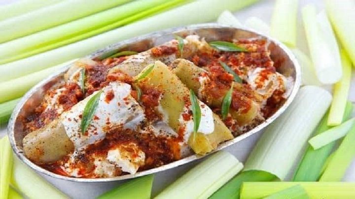 مراحل تهیه دلمه تره فرنگی