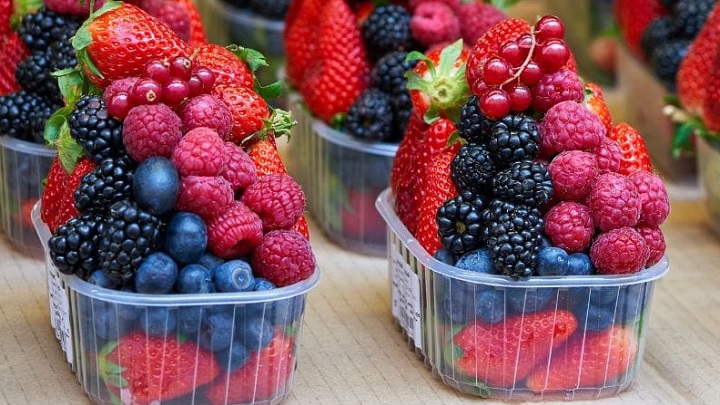 توت‌ و تمشک میوه های خنک کننده بدن