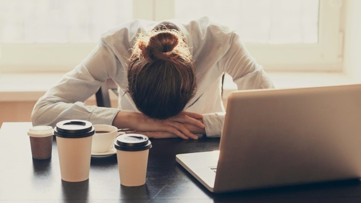 احساس خوابآلودگی در تابستان احساس خوابآلودگی در تابستان