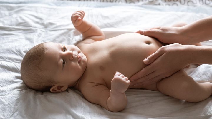 کمپوت آلو برای جلوگیری از یبوست بچه