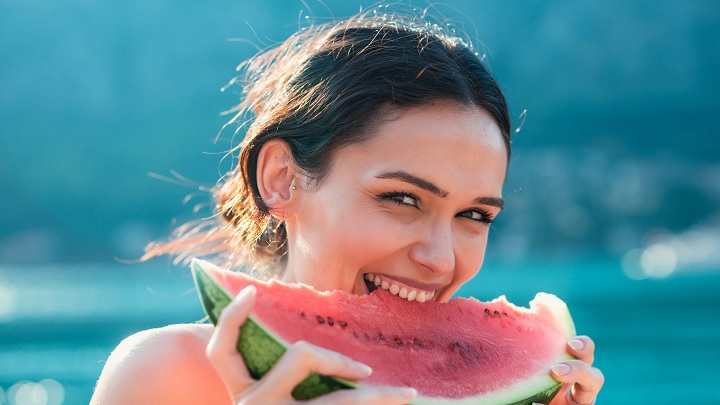 راهکارهایی برای کاهش دمای بدن در روزهای گرم راهکارهایی برای کاهش دمای بدن در روزهای گرم