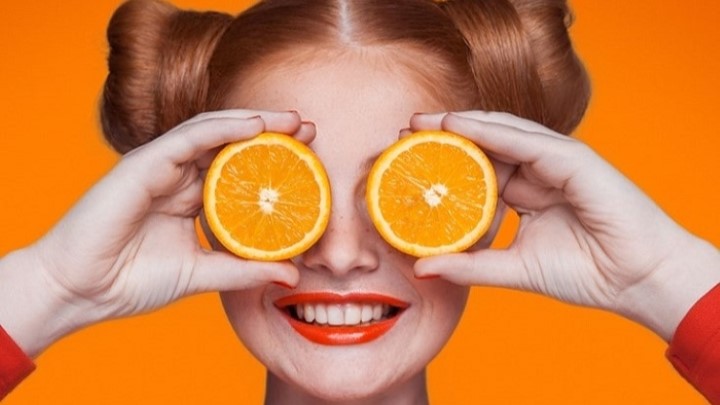 برای محافظت از پوست در برابر الودگی هوا، ویتامین C بخورید برای محافظت از پوست در برابر الودگی هوا، ویتامین C بخورید
