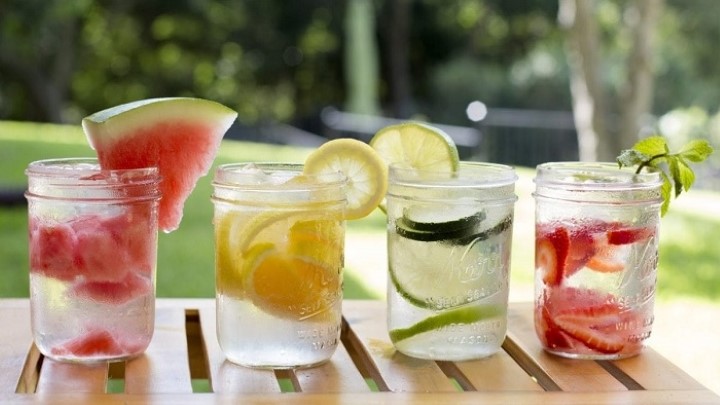 برای محافظت از پوست در برابر الودگی هوا، پوست را از درون، رطوبت رسانی کنید برای محافظت از پوست در برابر الودگی هوا، پوست را از درون، رطوبت رسانی کنید