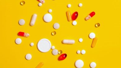 آیا مصرف ویتامینهای تاریخ گذشته، عوارض جانبی دارد؟