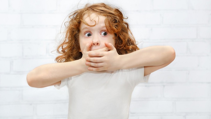 چطور با بدزبانی کودک رفتار کنیم؟