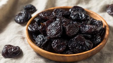 3 روش خشك كردن آلو سياه با پوست؛ با فر و بدون فر