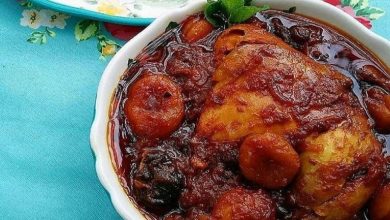 خورش آلو بخارا با مرغ رو اینطوری برای ناهار درست کن!