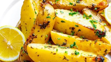 طرز تهیه سیب زمینی لیمویی برای شام؛ ساده و خوشمزه
