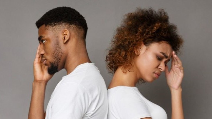 سکوت و رو به رو نشدن با مشکلات سکوت و رو به رو نشدن با مشکلات