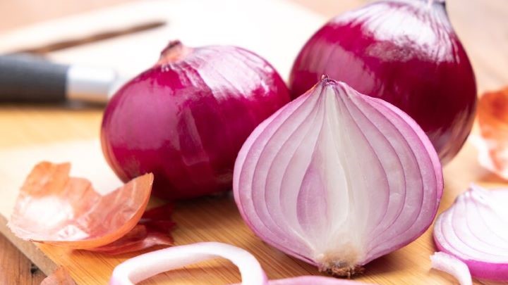 پیاز به خنک شدن بدن در تابستان کمک می‌کند