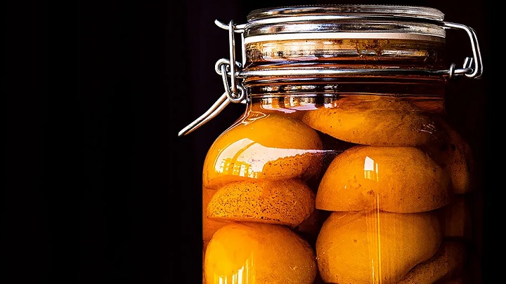 طرز تهیه ترشی زردآلو ساده