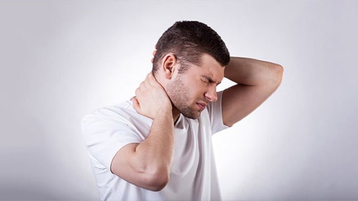 چگونه از گردن درد پیشگیری کنیم؟ چگونه از گردن درد پیشگیری کنیم؟