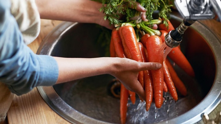 سبزیجات کهنه مصرف نکنید سبزیجات کهنه مصرف نکنید