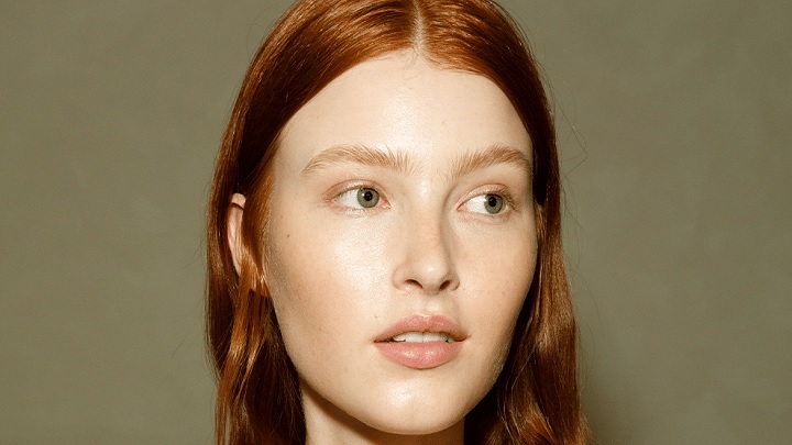 ابروهای طبیعی از میکاپهای لایت اروپایی ترند 2024 ابروهای طبیعی از میکاپهای لایت اروپایی ترند 2024