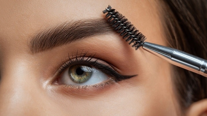 لیفت ابرو در خانه با صابون لیفت ابرو در خانه با صابون