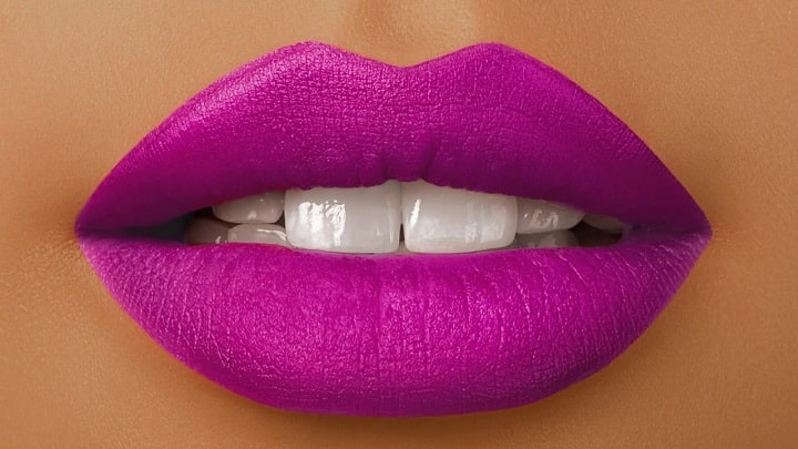 رنگ رژ لب ترند و پرطرفدار: رژ لب سرخابی رنگ رژ لب ترند و پرطرفدار: رژ لب سرخابی