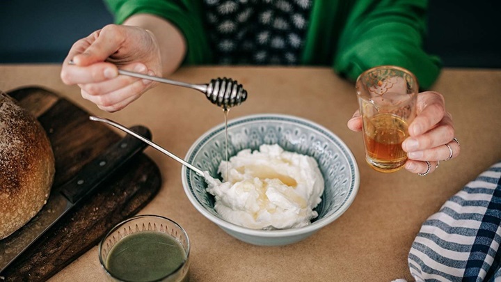 افزایش سطح انرژی به ویژه در ورزشکاران با ماست و عسل افزایش سطح انرژی به ویژه در ورزشکاران با ماست و عسل