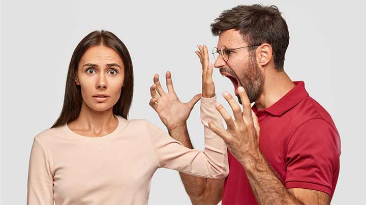 ویژگی‌های افراد سمی