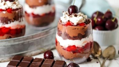 طرز تهیه دسر ترایفل گیلاس؛ مجلسی و خوشمزه