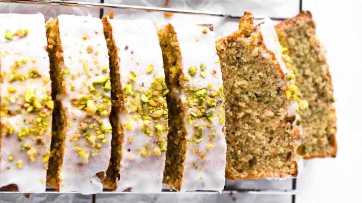 مونتاژ و تزیین کیک پسته کافی شاپی مونتاژ و تزیین کیک پسته کافی شاپی