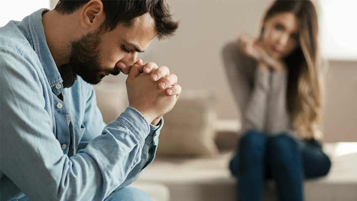 دروغهای رایج مردان به همسرانشان دروغهای رایج مردان به همسرانشان