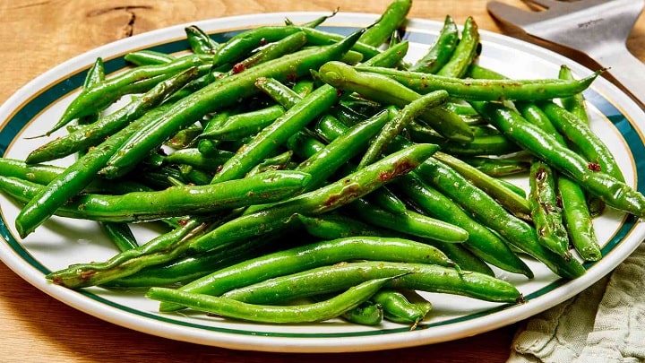 سرخ کردن لوبیا سبز سرخ کردن لوبیا سبز