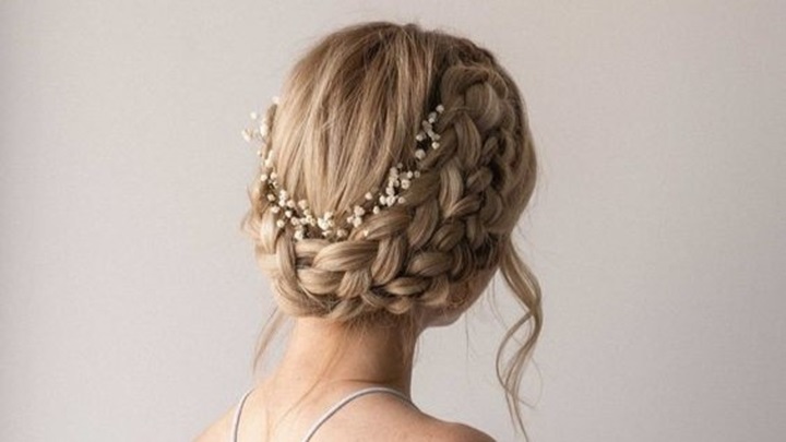 شینیون با بافت تاجی