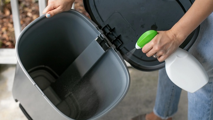 استفاده از سرکه برای رفع بوی بد سطل آشغال استفاده از سرکه برای رفع بوی بد سطل آشغال