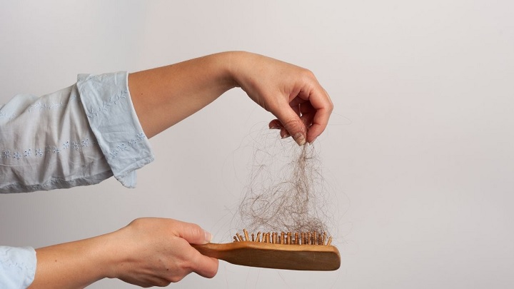 علت ریزش مو در تابستان چیست؟