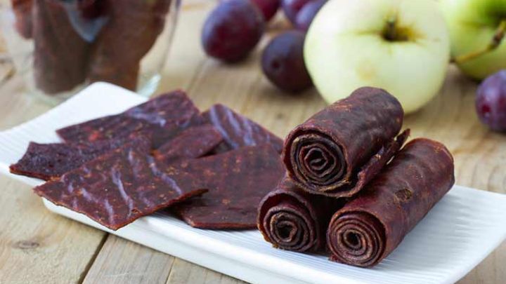 مراحل تهیه لواشک انگور خانگی