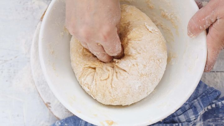 نکات و فوت و فنهای تهیه همبر خانگی با خمیر دست ساز برای نان نکات و فوت و فنهای تهیه همبر خانگی با خمیر دست ساز برای نان