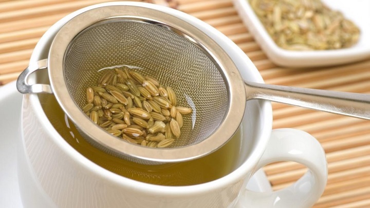 استفاده از دمنوش رازیانه برای پاکسازی معده