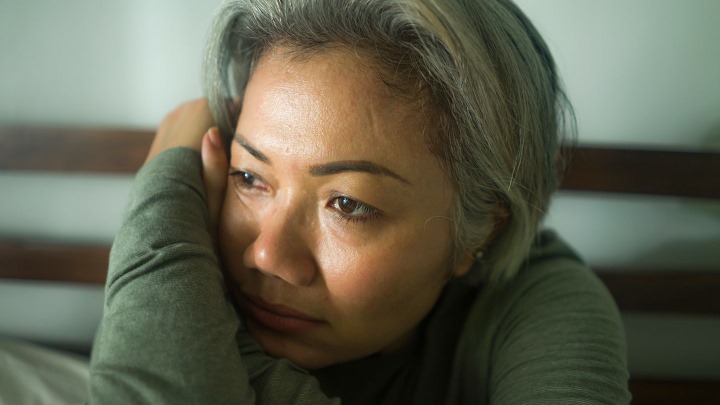 تغییرات هورمونی نقش مهمی در افسردگی ایفا می‌کند