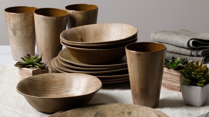 ظروف چوبی چندکاره: از میز غذاخوری تا میز قهوه ظروف چوبی چندکاره: از میز غذاخوری تا میز قهوه
