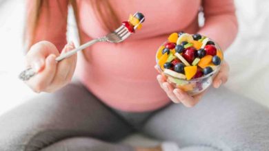 تغذیه خانم‌های باردار در تابستان؛ راهنمای کامل برای یک بارداری سالم